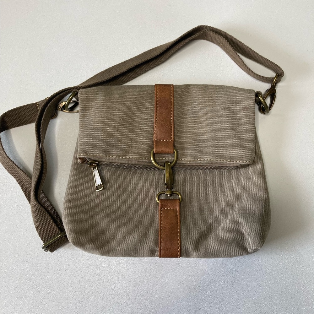 Elegant Brown and Tan Crossbody Bag